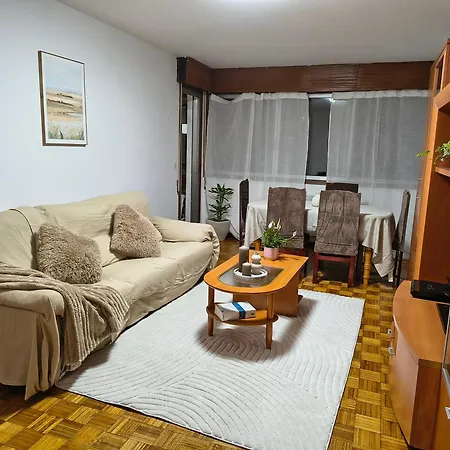Centro Living アパート *